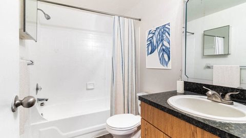 bathroom image